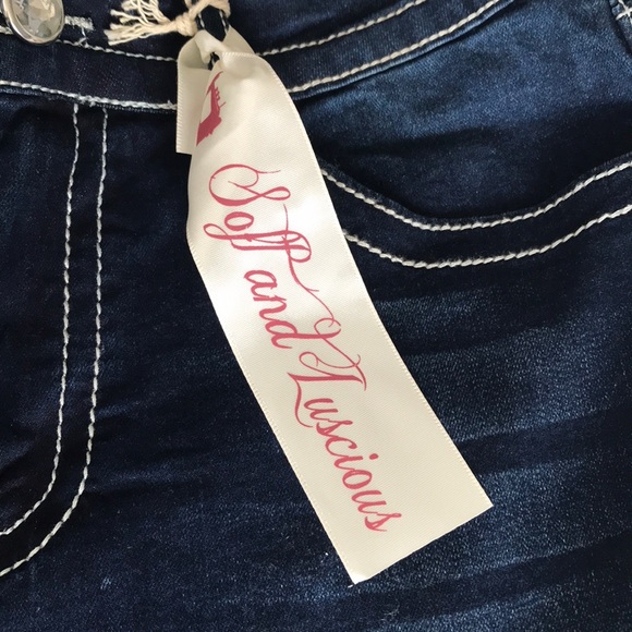 Blue Mid Rise Capris - Picture 9 of 9